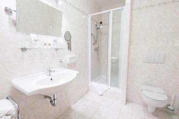 هتل Monti Spa