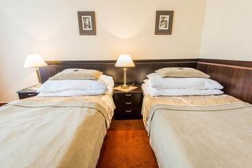 هتل Monti Spa
