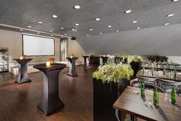 Pinia Hotel & Resort