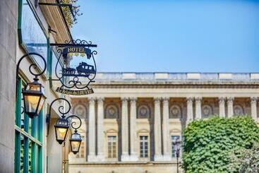 هتل Relais Du Louvre