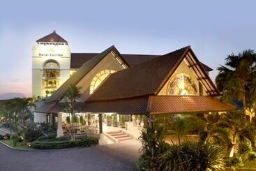 هتل Santika Cirebon