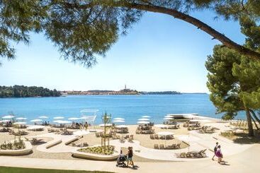 Maistra Select Family Hotel Amarin