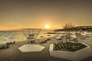Maistra Select Family Hotel Amarin
