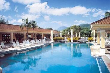 Grand Coloane Resort