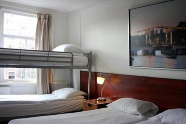 Hostel The Veteran