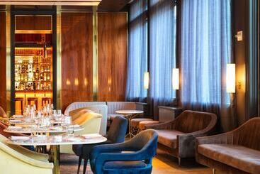 33 Hotel, New York City, Seaport