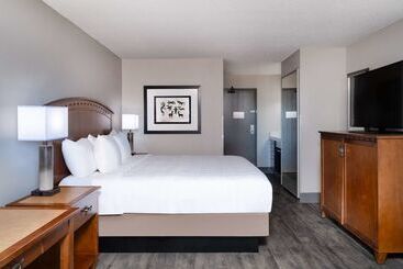 هتل Best Western Plus At Lake Powell