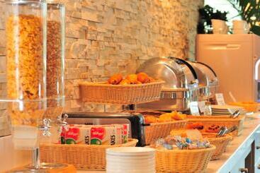 Отель Best Western Plus Evreux Palais Des Congrès
