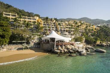 هتل Camino Real Acapulco Diamante