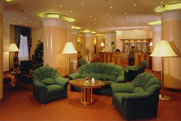 هتل Danubius Health Spa Resort Centralni Lazne