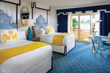 فندق Eau Palm Beach Resort & Spa