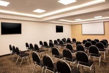 هتل Fiesta Inn San Luis Potosi Glorieta Juarez