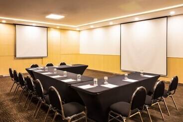 هتل Fiesta Inn San Luis Potosi Glorieta Juarez