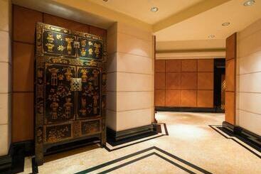 Four Seasons Hotel Singapore