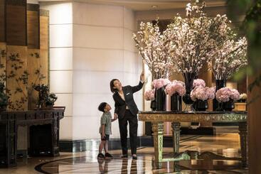 Four Seasons Hotel Singapore