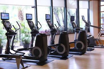Four Seasons Hotel Singapore