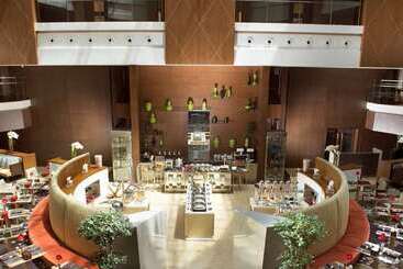 هتل Hilton Beijing