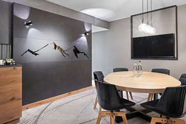 هتل Hilton Munich Airport