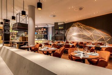 هتل Hilton Munich Airport