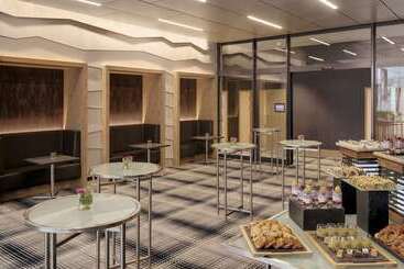 هتل Hilton Munich Airport