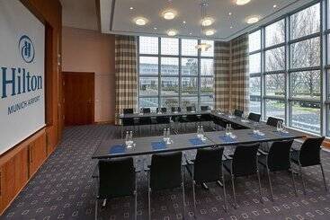 هتل Hilton Munich Airport