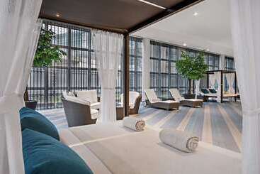 هتل Hilton Munich Airport