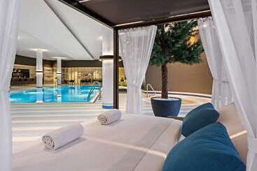 هتل Hilton Munich Airport