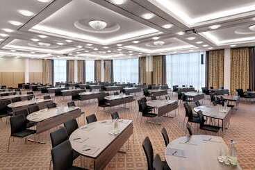 هتل Hilton Munich Airport