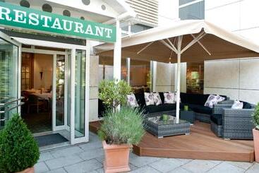 هتل Holiday Inn Düsseldorf Neuss, Ein Ihg