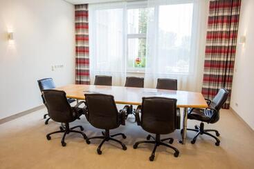 هتل Holiday Inn Düsseldorf Neuss, Ein Ihg