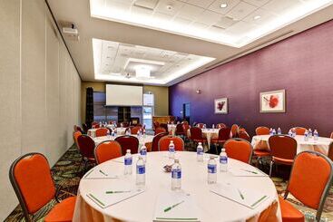 هتل Holiday Inn   Mississauga Toronto West, An Ihg