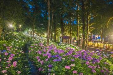هتل Europe Huis Ten Bosch