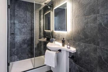 هتل Ibis Brest Centre