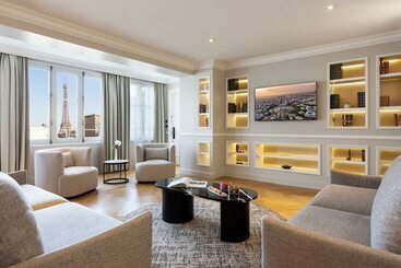 هتل La Clef Tour Eiffel Paris By The Crest Collection