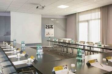 هتل Mercure Bordeaux Aeroport
