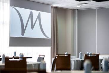 هتل Mercure Compiegne Sud