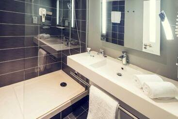 هتل Mercure Compiegne Sud