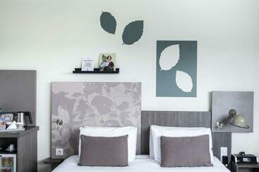 هتل Mercure Compiegne Sud