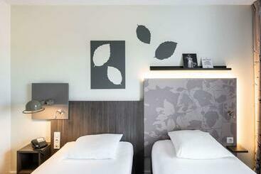 هتل Mercure Compiegne Sud