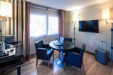 هتل Mercure Montpellier Centre Antigone
