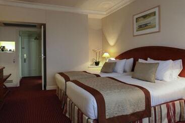 هتل Pullman Bucharest World Trade Center