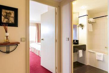 هتل Pullman Bucharest World Trade Center