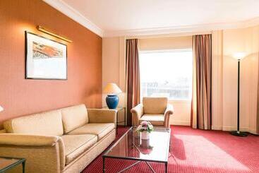 هتل Pullman Bucharest World Trade Center