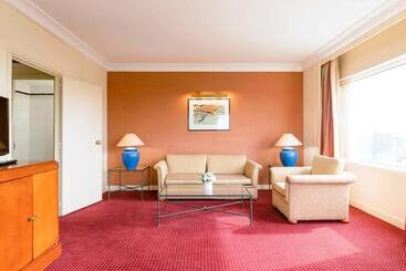 هتل Pullman Bucharest World Trade Center