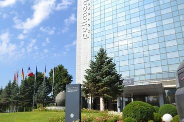 هتل Pullman Bucharest World Trade Center