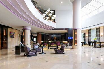 هتل Pullman Bucharest World Trade Center
