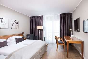 Отель Wyndham Hannover Atrium