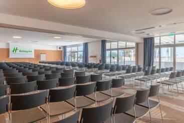 استراحتگاه Holiday Inn Nice   Port St Laurent, An Ihg