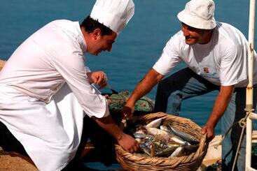 هتل Byblos Sur Mer