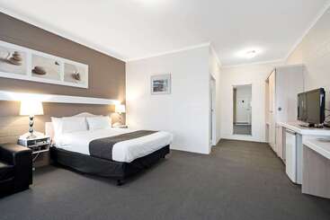 هتل Comfort Inn & Suites King Avenue